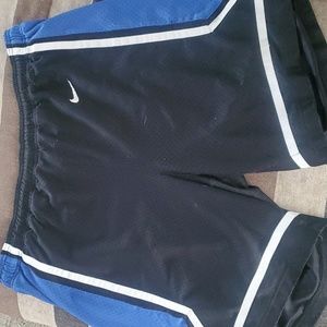 Men nike basketball shorts